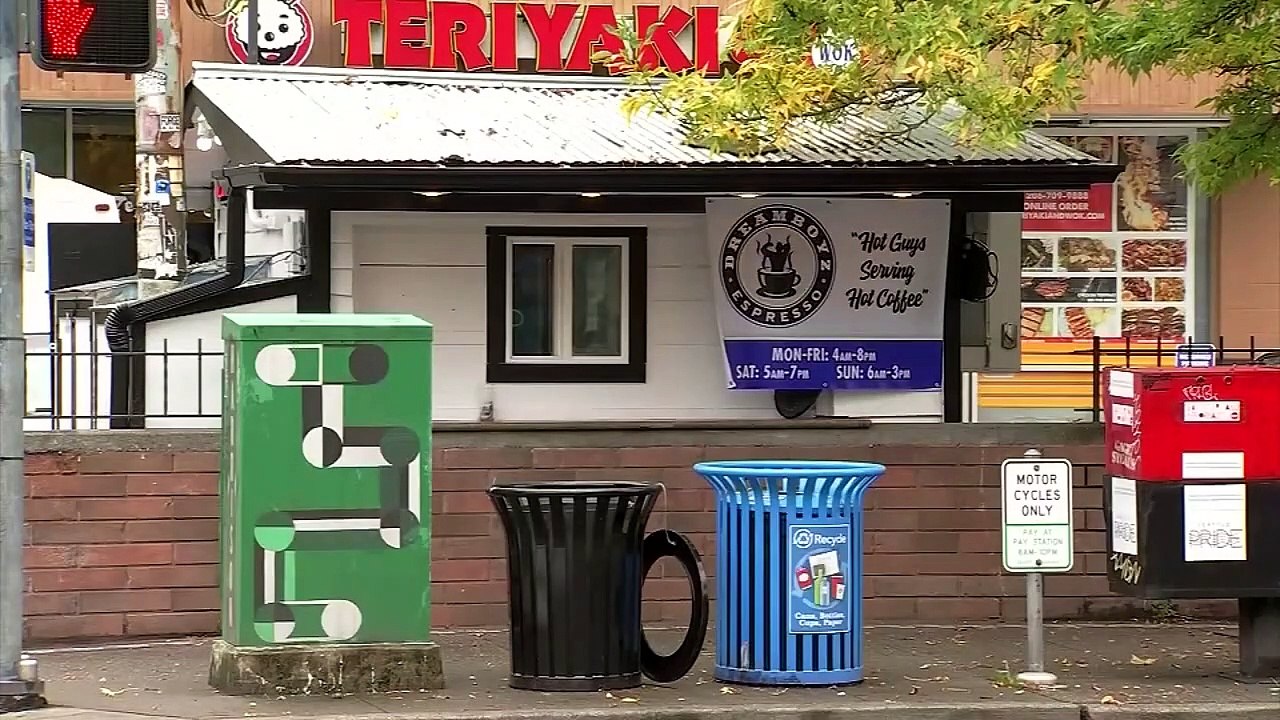 Seattle'da üstsüz erkek barista dönemi: "Rüya Oğlanlar Espresso"