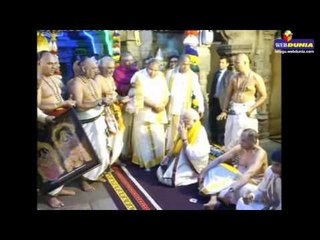 Prime Minister Narendra Modi Offers Prayers at Tirumala Temple