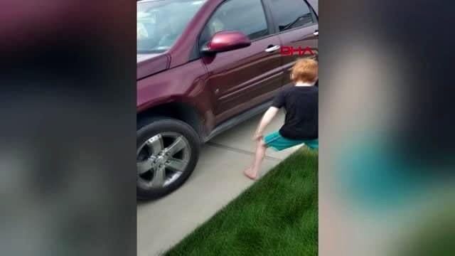 Yavru köpeğine kavuşan çocuğun sevinç gözyaşları