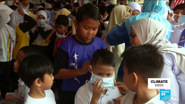 Toxic haze from forest fires closes schools, airports in Indonesia, Malaysia