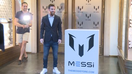 Lionel Messi salta a la moda y presenta su propia marca de ropa