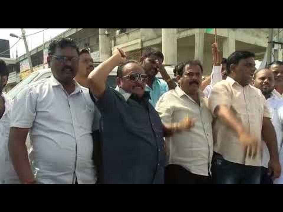 congress protests against it raid