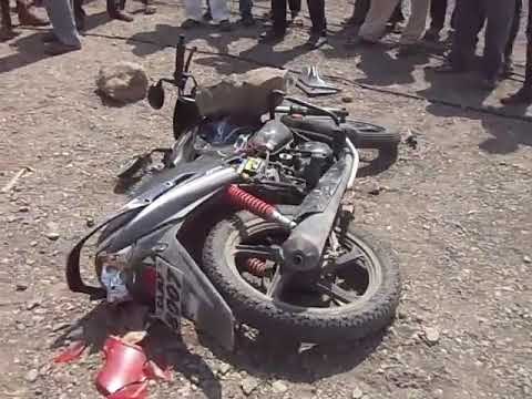 Police attack on illegal sand mafia: pelting stones on police