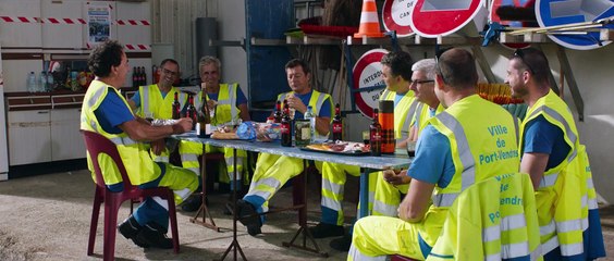 Les Municipaux, trop c'est trop - Bande-annonce