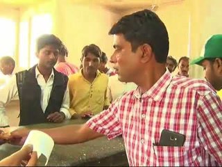 ಇಂದಿರಾ ಕ್ಯಾಂಟಿನಗೆ ನಗರಸಭೆ ಆಯುಕ್ತರ ಹಠಾತ್ತನೆ ಭೇಟಿ ಆಹಾರ ಪರಿಶೀಲನೆ...!!