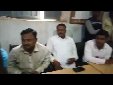 ಅಧಿಕಾರಿಗಳ ವಿರುದ್ಧ ಗ್ರಾಮಸ್ಥರು ಗರಂ