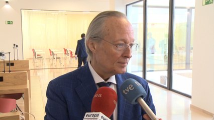 Piqué espera que "cuanto antes" acabe la "inestabilidad política"