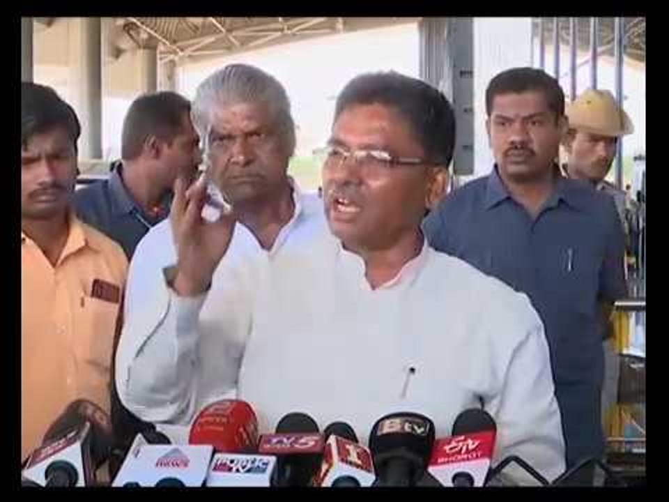 ಮೋದಿ, ಬಿಎಸ್‌ವೈ ಮಾನಸಿಕ ಸ್ಣಿಮಿತ ಕಳೆದುಕೊಂಡಿದ್ದಾರೆ: ವಿ.ಎಸ್.ಉಗ್ರಪ್ಪ