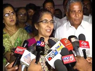 ಶುಭಕಾರ್ಯಕ್ಕಾಗಿ ಸಿದ್ದಗಂಗಾ ಮಠಕ್ಕೆ ಭೇಟಿ ನೀಡಿದ ತೇಜಸ್ವಿನಿ ಅನಂತ್ ಕುಮಾರ್