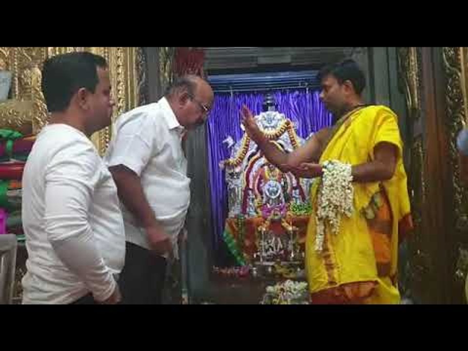 ಟೆಂಪಲ್‌ ರನ್‌ನಲ್ಲಿ ನಿರತರಾಗಿರುವ ಬಿಜೆಪಿ ಅಭ್ಯರ್ಥಿ ಉಮೇಶ್ ಜಾಧವ್