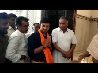 ಟೆಂಪಲ್ ರನ್ ಮುಂದುವರಿಸಿರುವ ತೇಜಸ್ವಿ ಸೂರ್ಯ