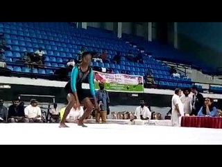 യോഗയിലെ അമ്പരപ്പിക്കുന്ന കാഴ്ചകള്‍