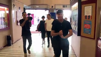 Alfred se retira: "Necesito saber quién soy"