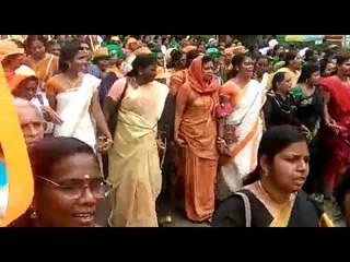 ശബരിമല സമരത്തില്‍ സുരേഷ്ഗോപിയും ശ്രീധരന്‍പിള്ളയും കൈകോര്‍ത്തപ്പോള്‍