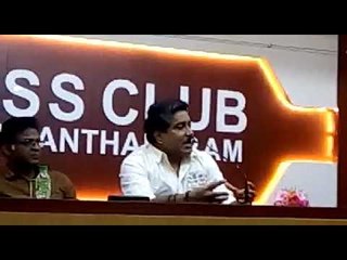 നിര്‍ഭാഗ്യവശാല്‍ മലയാളത്തില്‍ രജനികാന്തിനും വിജയ്ക്കുമാണ് ഒന്നാം സ്ഥാനം: ശ്രീകുമാര്‍ മേനോന്‍