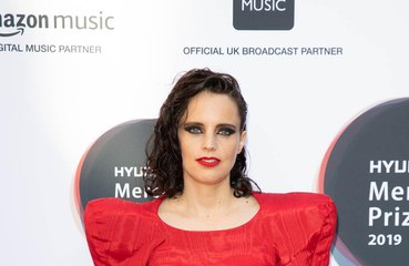 Anna Calvi recalls 'surreal' email from Jeff Goldblum