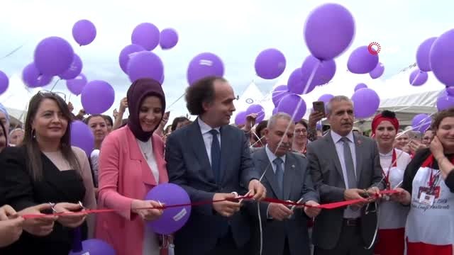 Kadınların el emeği göz nuru ürünleri görücüye çıktı