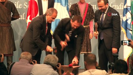 Ahilik haftası kutlamalarında örste demir dövdüler