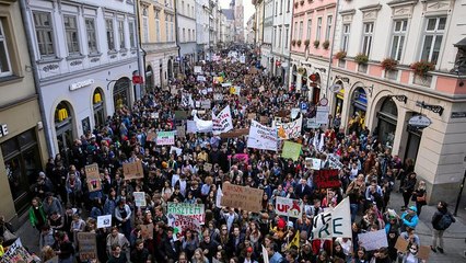 Hunderttausende gehen gegen den Klimawandel auf die Straße
