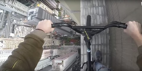 Vídeos virales: al borde del abismo y con la muerte delante o en los talones