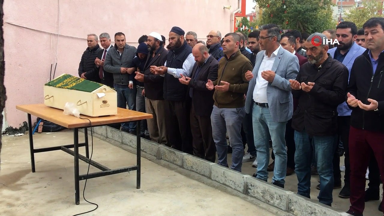 6. kattan düşerek hayatını kaybeden Mehmet bebek toprağa verildi