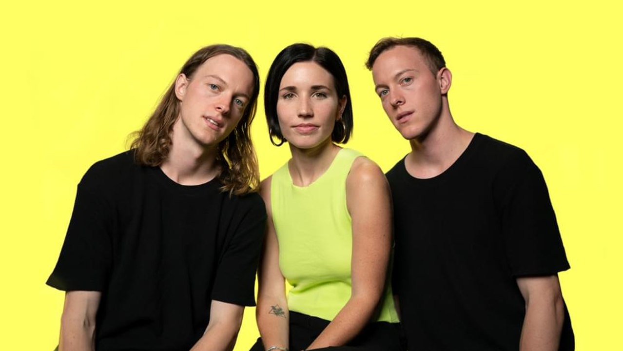 SHAED "Trampoline" Official Lyrics & Meaning Verified video Dailymotion