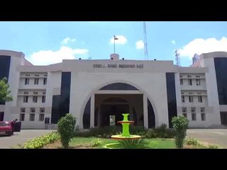 கரூர் அருகே பள்ளி மாணவன் தற்கொலை - யார் காரணம்?