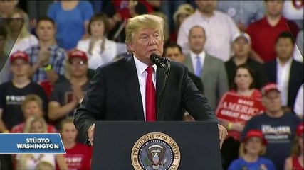 Eski Polis Bölgesinde Sevilen Bir Cumhuriyetçi Siyasetçi Oldu