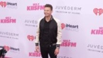 Ryan Seacrest Signs New Deal to Return as 'American Idol' Host | THR News