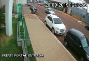 Vídeo: bicicleta GTS de cor preta e laranja é furtada no Bairro São Cristóvão; dono pede ajuda
