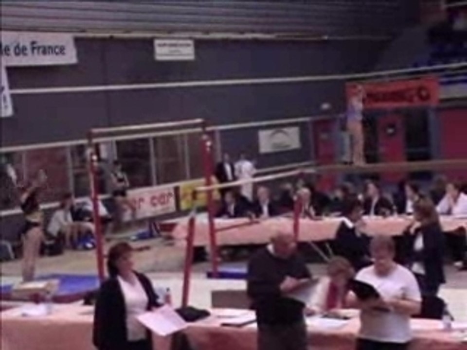 Barres Laura demi finale