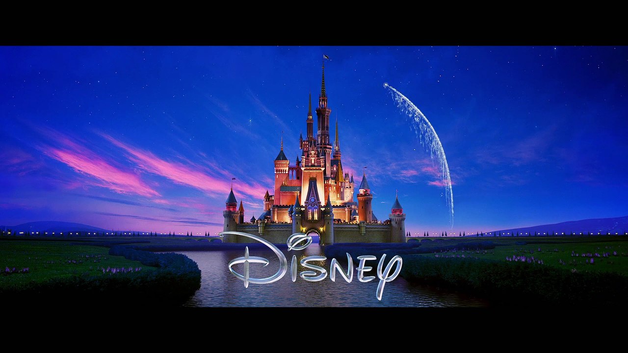 MALEFICENT- MÄCHTE DER FINSTERNIS Film – Jenseits aller Grenzen