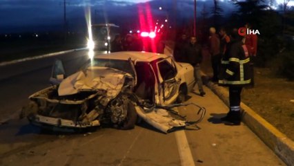 Sandıklı’da meydana gelen trafik kazasında 1 kişi öldü 2 kişi yaralandı