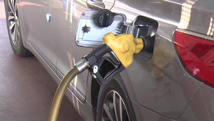 휘발윳값 한 달째 상승...오름세 이어질 듯 / YTN