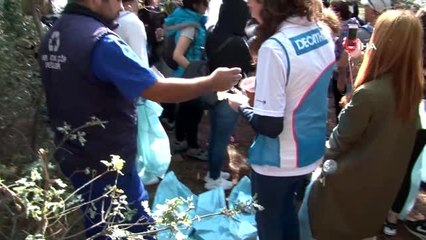 Aydos Ormanı'nda kilolarca çöp topladılar