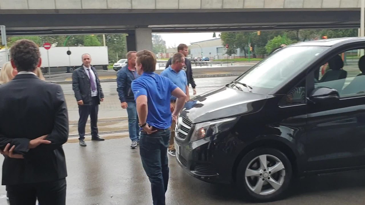 Arnold Schwarzenegger visita el Metro de Barcelona