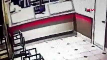 Otomobil çalıp hırsızlık yapan 2 şüpheli polis tarafından yakalandı