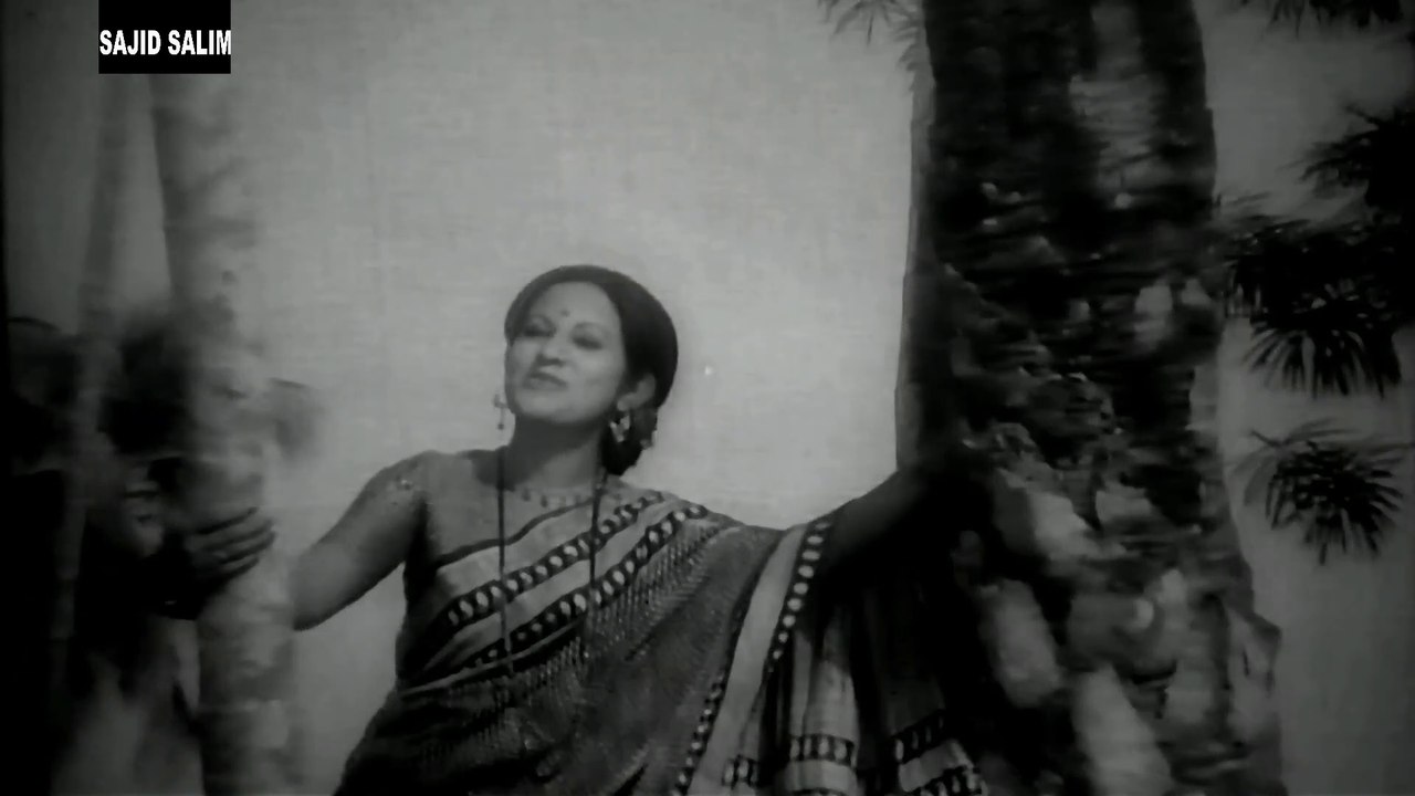 Gayen Ese Ak Gayer chele - Runa Laila