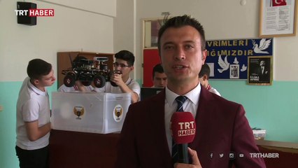 Sürücüsüz araç geliştiren meslek lisesi öğrencilerinden büyük başarı