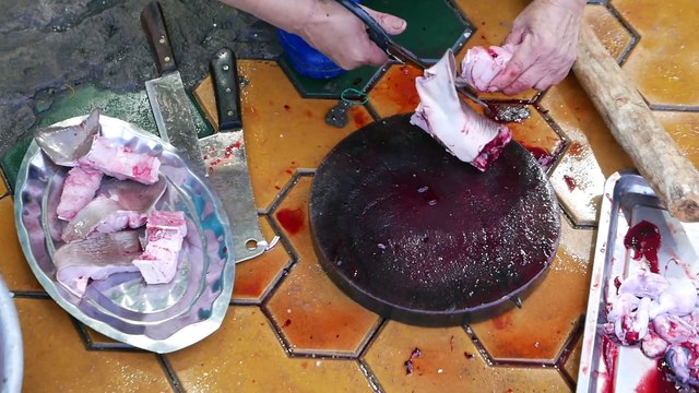 Vietnamese roadside snacks Street food - three ways of living sharks