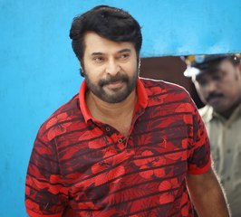 ഭക്ഷണത്തിന് മുന്നില്‍ കണ്‍ട്രോള്‍ പോകുന്ന മമ്മൂക്ക