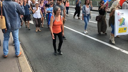 Quelque 1100 manifestants très encadrés