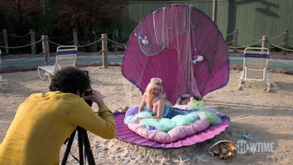 On Becoming a God in Central Florida S01E07 Flint Glass