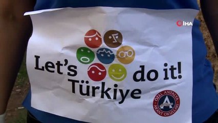 Dünya Temizlik Günü'nde Kaleiçi'nde çöp topladılar