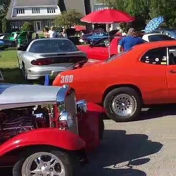 Exposition d'autos anciennes