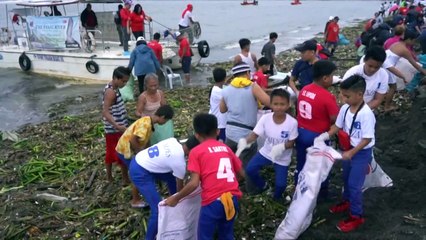 Miles de activistas participan en el Día Mundial de la Limpieza del planeta