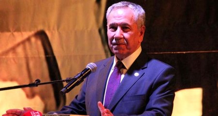 Bülent Arınç'tan AK Parti'deki istifalarla ilgili yorum:  Bazı boşboğazların yaptığı gibi kötü sıfatlarla onları anamam