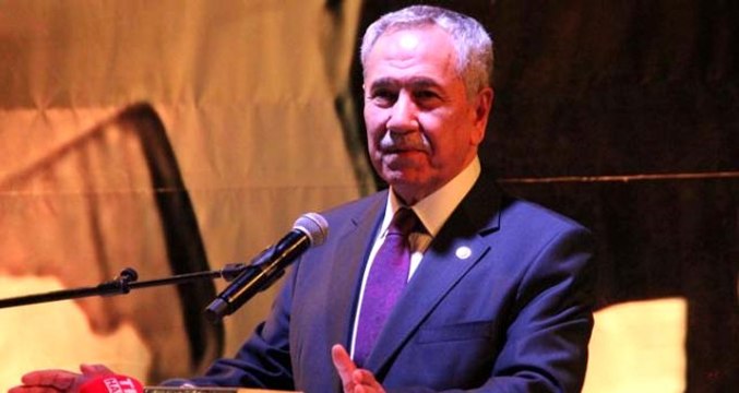 Bülent Arınç'tan AK Parti'deki istifalarla ilgili yorum: Bazı boşboğazların yaptığı gibi kötü sıfatlarla onları anamam