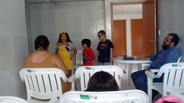 RAPHAELL, THÁBATTA, LUIZ, LÍDIA, MIDIAN, RIVERSON, HELENA E OSMILTON NO CULTO NA CASA DE FERNANDA E KLEYTON CONDOMÍNIO CUPE - RESERVA IPOJUCA 02_12_2017