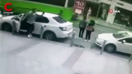 Sokak ortasında silahlı saldırı güvenlik kamerasında